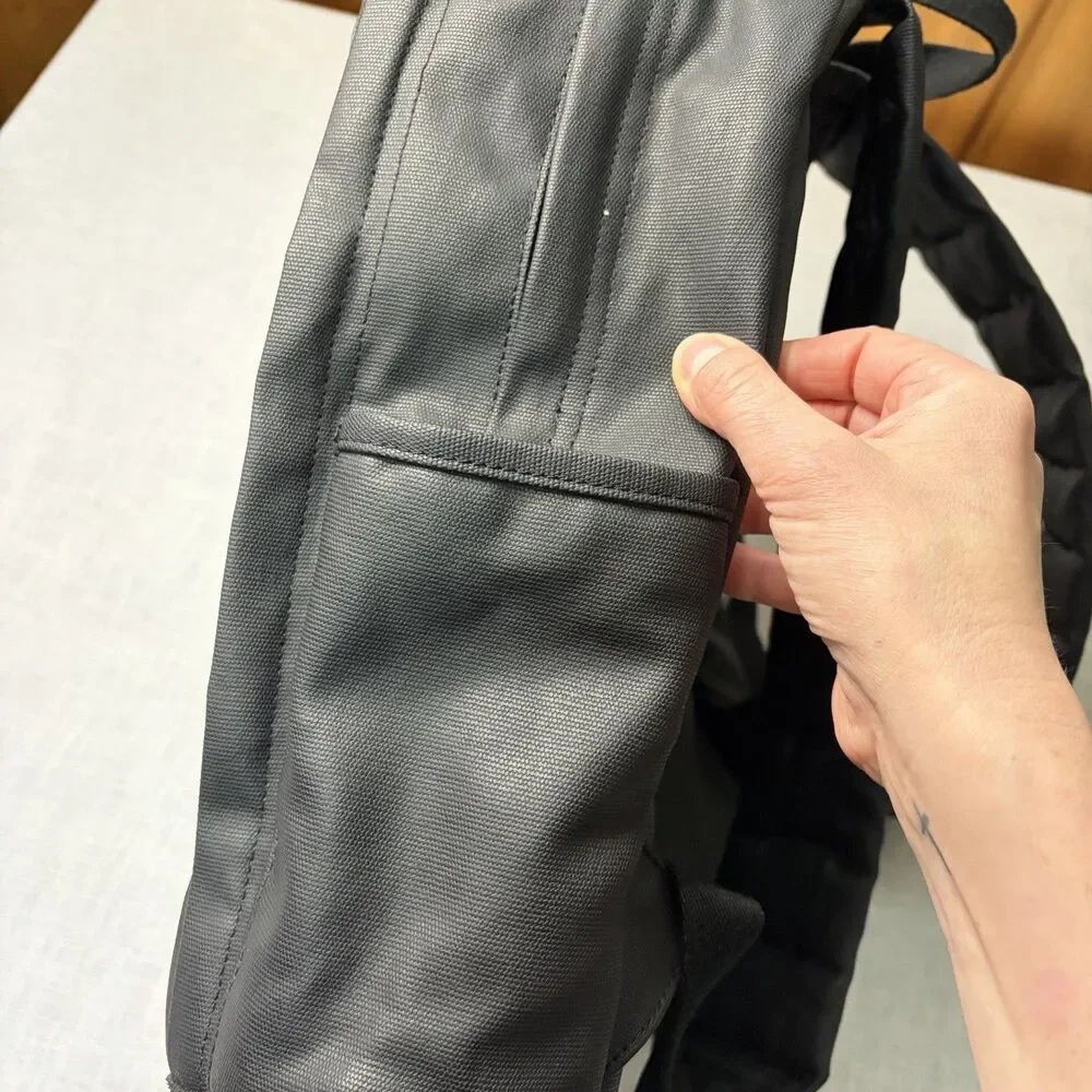 STATE Black Brand Laptop Double Pocket Backpack Datadog Branding 16” x 14” EUC